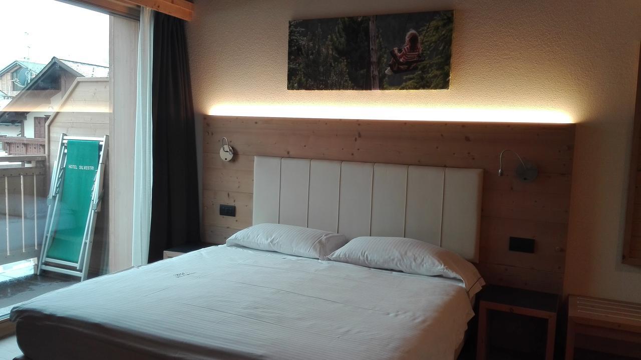 Hotel Silvestri Livigno Exteriör bild